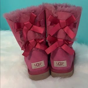 Pink Bow Uggs